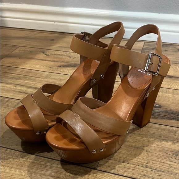 Gianni Bini Women’s Tan Leather Platform Sandals with Chunky Heel Sz 8.5 Summer - Picture 6 of 10